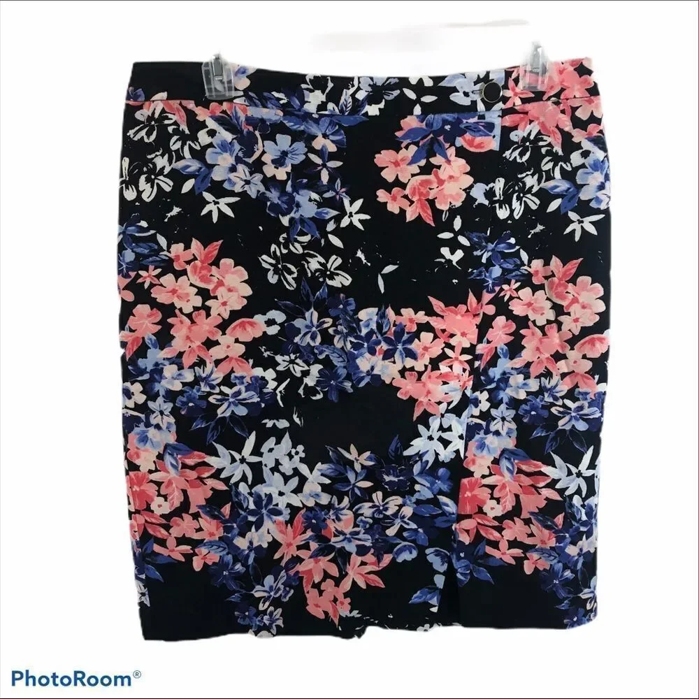 Talbots Black and floral print skirt size 16 - Picture 3 of 12